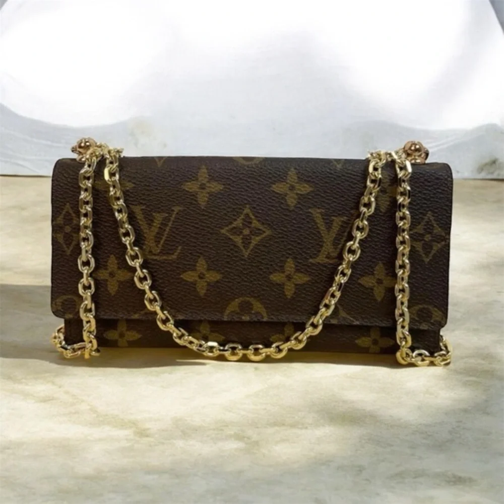 LOUIS VUITTON MONOGRAM FLAP WALLET